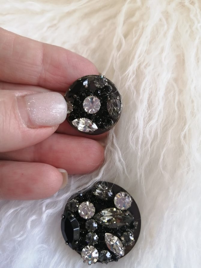 Пуговицы металлические с кристаллами Swarovski  2 размера!