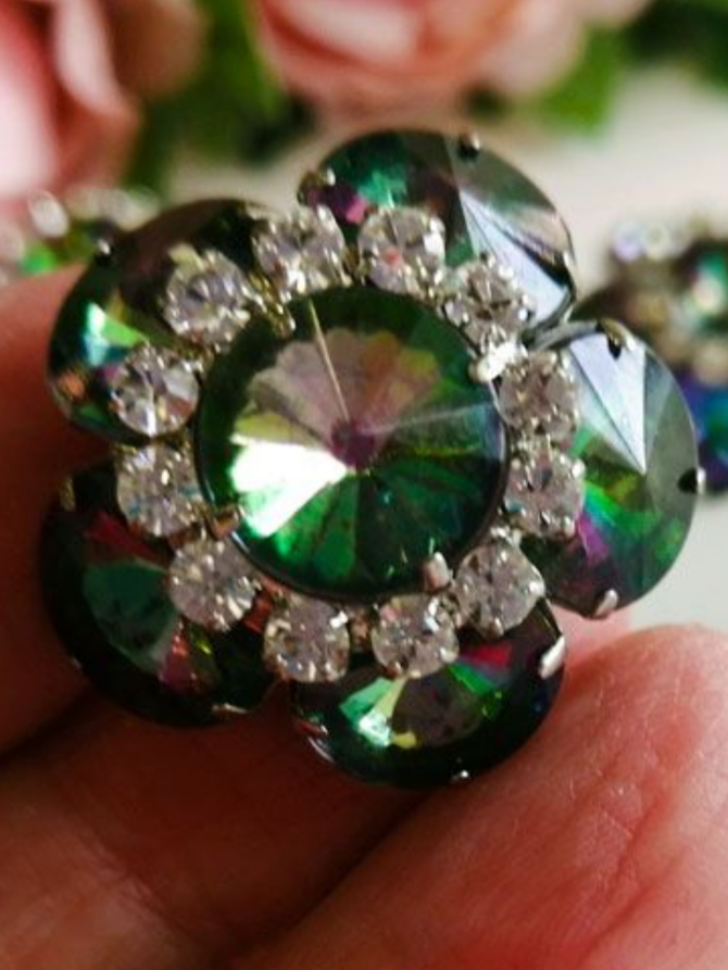 Пуговицы с кристаллами Swarovski