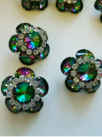 Пуговицы с кристаллами Swarovski
